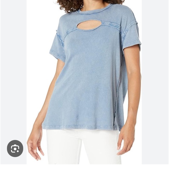 We The Free T Shirt Size Small Blue Oversized Loose Fit Exposed Seams - Picture 1 of 8